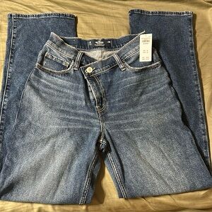 NEW! Ultra High-Rise Medium Wash Criss-Cross Waistband Dad Jeans